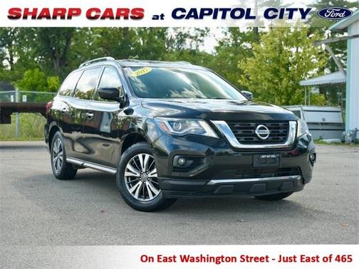 2017 Nissan Pathfinder SV