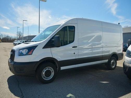2025 Ford Transit-250 148 WB Medium Roof Cargo