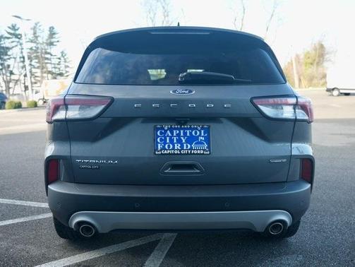 2021 Ford Escape Titanium Hybrid
