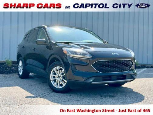 Black Metallic 2020 Ford Escape SE