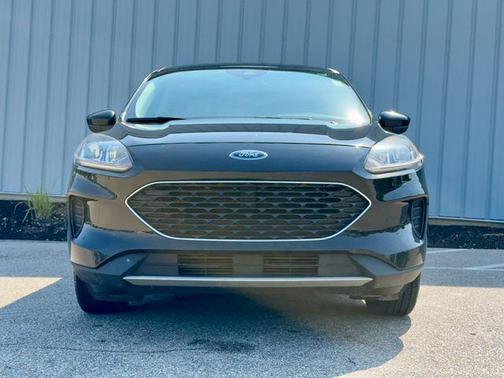 Black Metallic 2020 Ford Escape SE