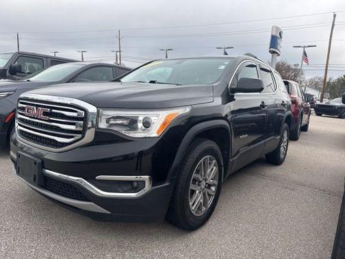2017 GMC Acadia SLE-2