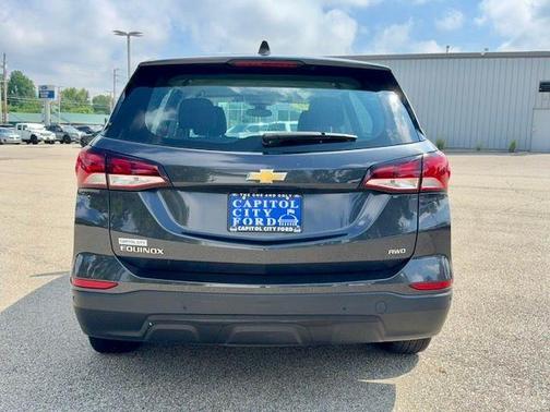 Iron Gray 2022 Chevrolet Equinox LS