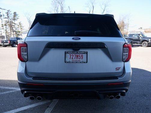 2022 Ford Explorer ST
