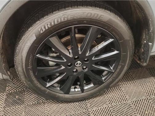 2022 Nissan Murano SL