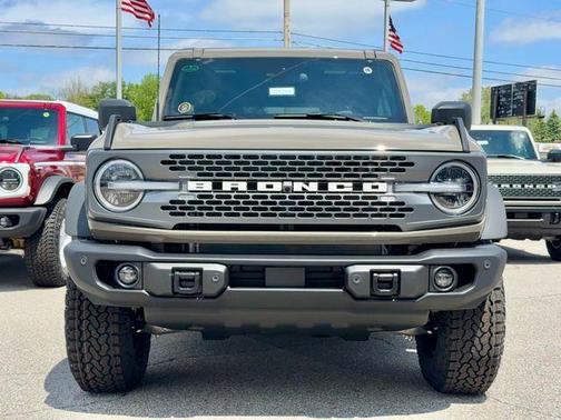 Gray 2026 Ford Bronco Badlands