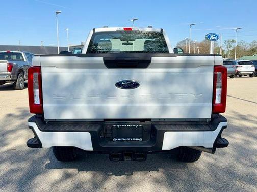 Oxford White 2026 Ford F-350 XL