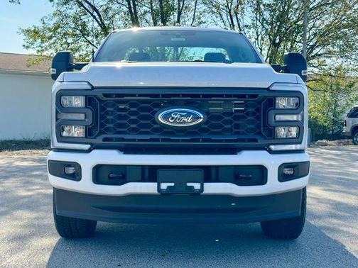 Oxford White 2026 Ford F-350 XL