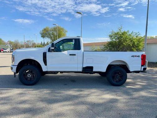 Oxford White 2026 Ford F-350 XL