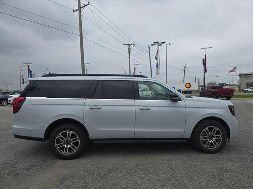Space Silver 2026 Ford Expedition Max Active