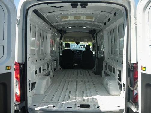 2022 Ford Transit-250 Base