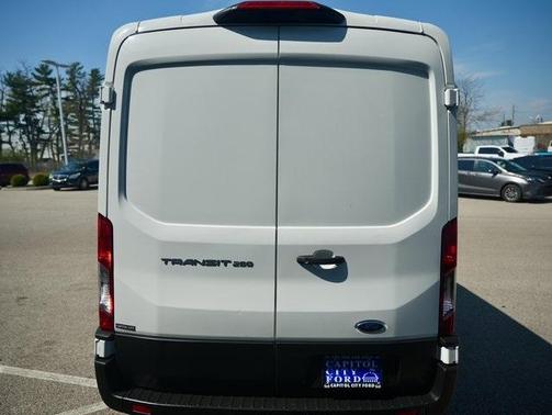 2022 Ford Transit-250 Base
