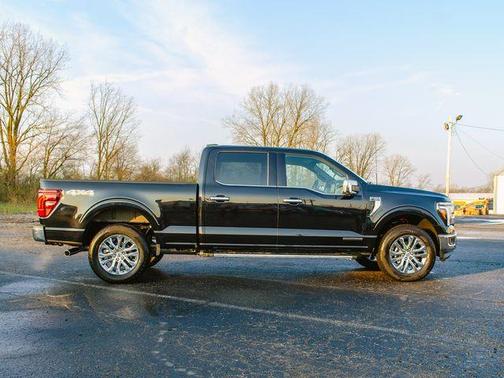 Agate Black Metallic 2025 Ford F-150 Lariat