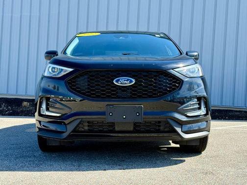 Agate Black Metallic 2022 Ford Edge ST Line