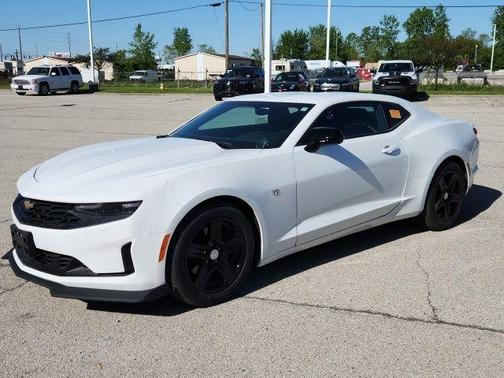 Summit White 2023 Chevrolet Camaro 1LT