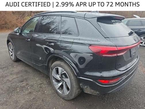 2025 Audi Q6 e-tron Premium Plus quattro