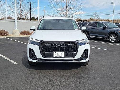 2026 Audi Q7 55 Premium Plus