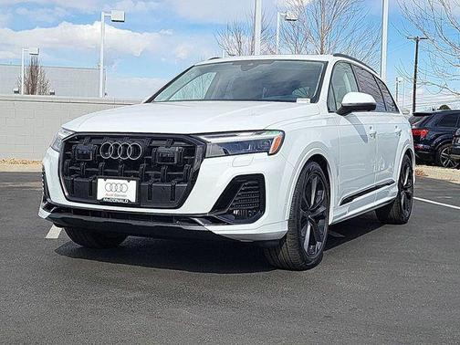2026 Audi Q7 55 Premium Plus