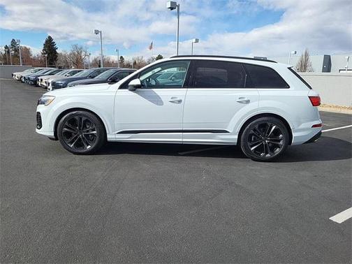 2026 Audi Q7 55 Premium Plus