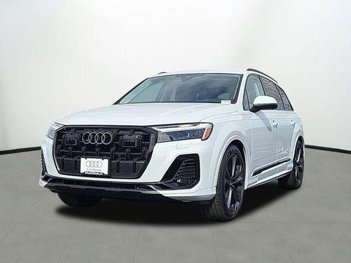 2026 Audi Q7 55 Premium Plus