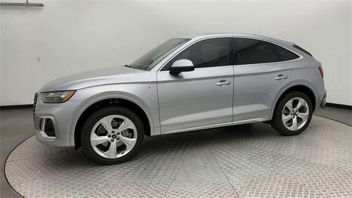 2022 Audi Q5 45 S line Premium Plus