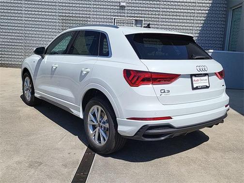 2025 Audi Q3 45 S line Premium Plus
