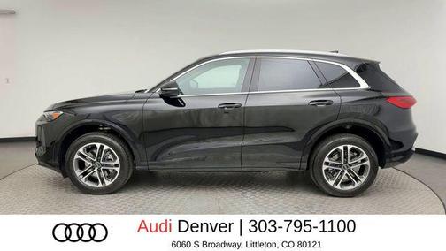 Mythos Black Metallic 2025 Audi Q5 Premium TFSI quattro S tronic