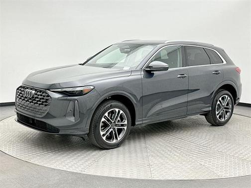 2025 Audi Q5 Premium TFSI quattro S tronic