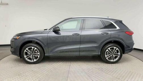 2025 Audi Q5 Premium TFSI quattro S tronic