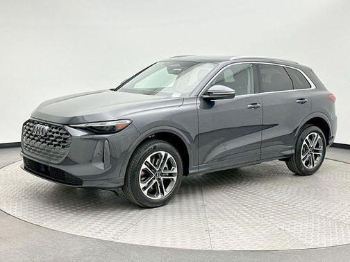 2025 Audi Q5 Premium TFSI quattro S tronic