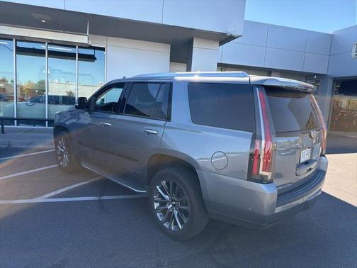 2019 Cadillac Escalade Luxury