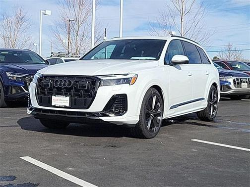 2026 Audi Q7 55 Premium Plus