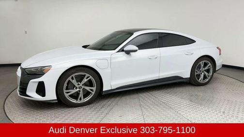 Suzuka Gray Metallic 2024 Audi e-tron GT Premium Plus quattro