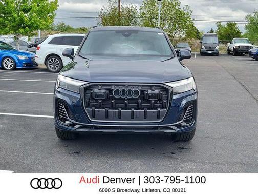 Waitomo Blue Metallic 2026 Audi Q7 55 Premium Plus