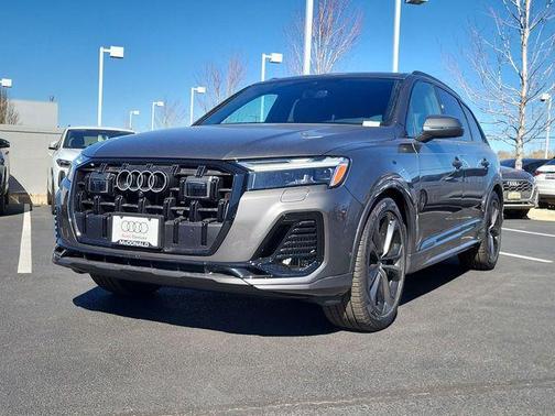 2026 Audi Q7 55 Premium Plus
