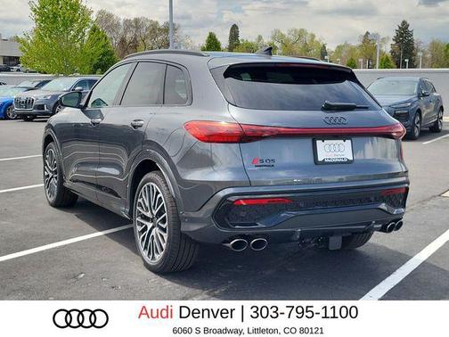 Daytona Gray Pearl Effect 2026 Audi SQ5 3.0T Premium Plus