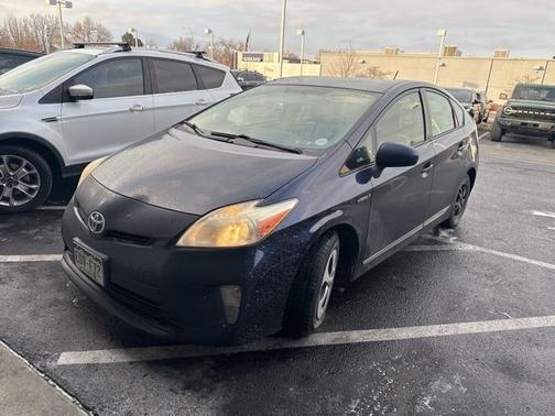 2013 Toyota Prius Two