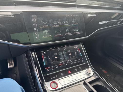 2023 Audi S8 4.0T