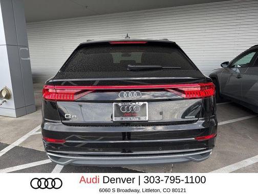 Mythos Black Metallic 2023 Audi Q8 55 Premium