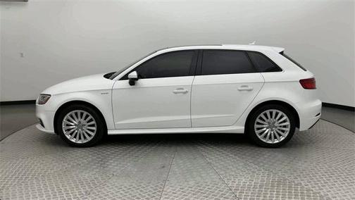 2018 Audi A3 e-tron 1.4T Premium
