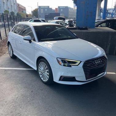 2018 Audi A3 e-tron 1.4T Premium