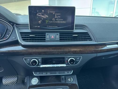 2019 Audi Q5 2.0T Premium Plus