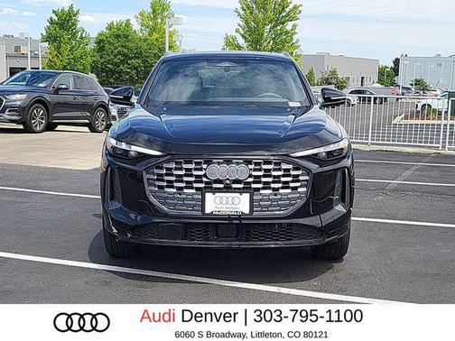 Mythos Black Metallic 2026 Audi Q5 Premium Plus TFSI quattro S tronic