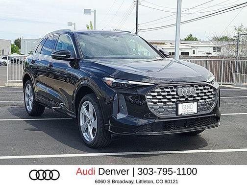 Mythos Black Metallic 2026 Audi Q5 Premium Plus TFSI quattro S tronic