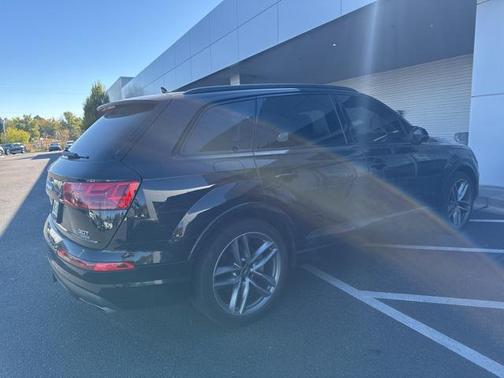 2017 Audi Q7 3.0T Prestige