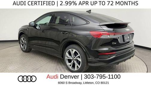 Mythos Black Metallic 2024 Audi Q4 e-tron Premium 50 quattro