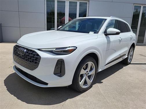 2025 Audi Q5 Premium Plus