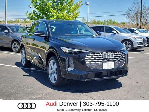 Mythos Black Metallic 2026 Audi Q5 Premium Plus TFSI quattro S tronic