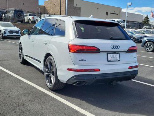 2026 Audi Q7 55 Premium Plus
