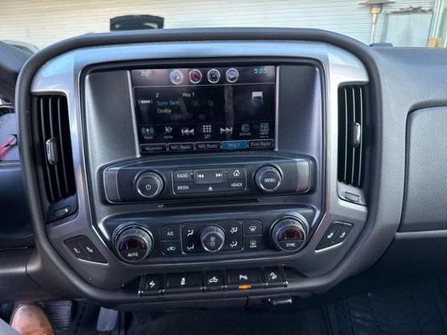 2017 Chevrolet Silverado 1500 2LT